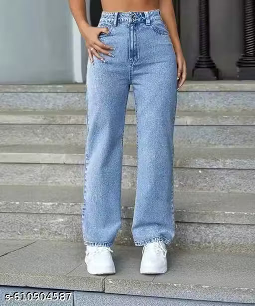 STRAIGHT ICE BLUE STRETCHABLE DENIM JEANS