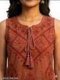 Cotton embroidery top.